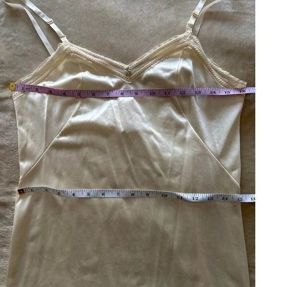 Vintage Full Slip Dress Cream Lace Trim Adjustable Strap Lingerie‎ - Picture 4 of 5